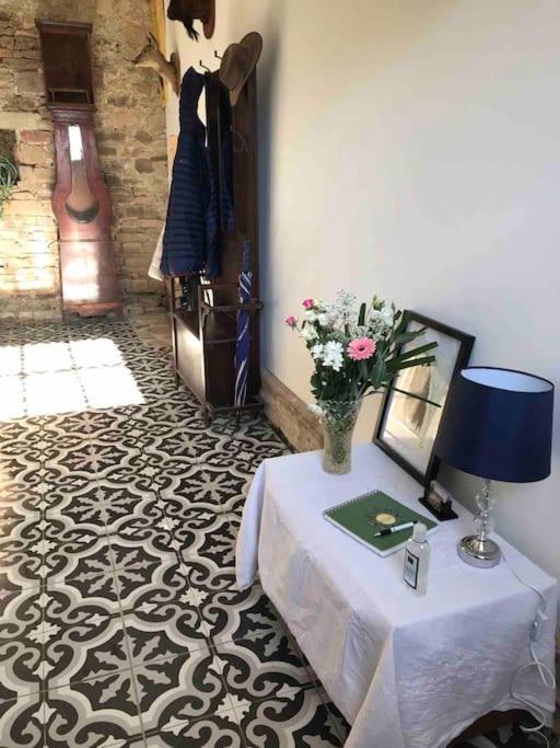 Ferme De Noyes Bed & Breakfast Sourdeval Bagian luar foto